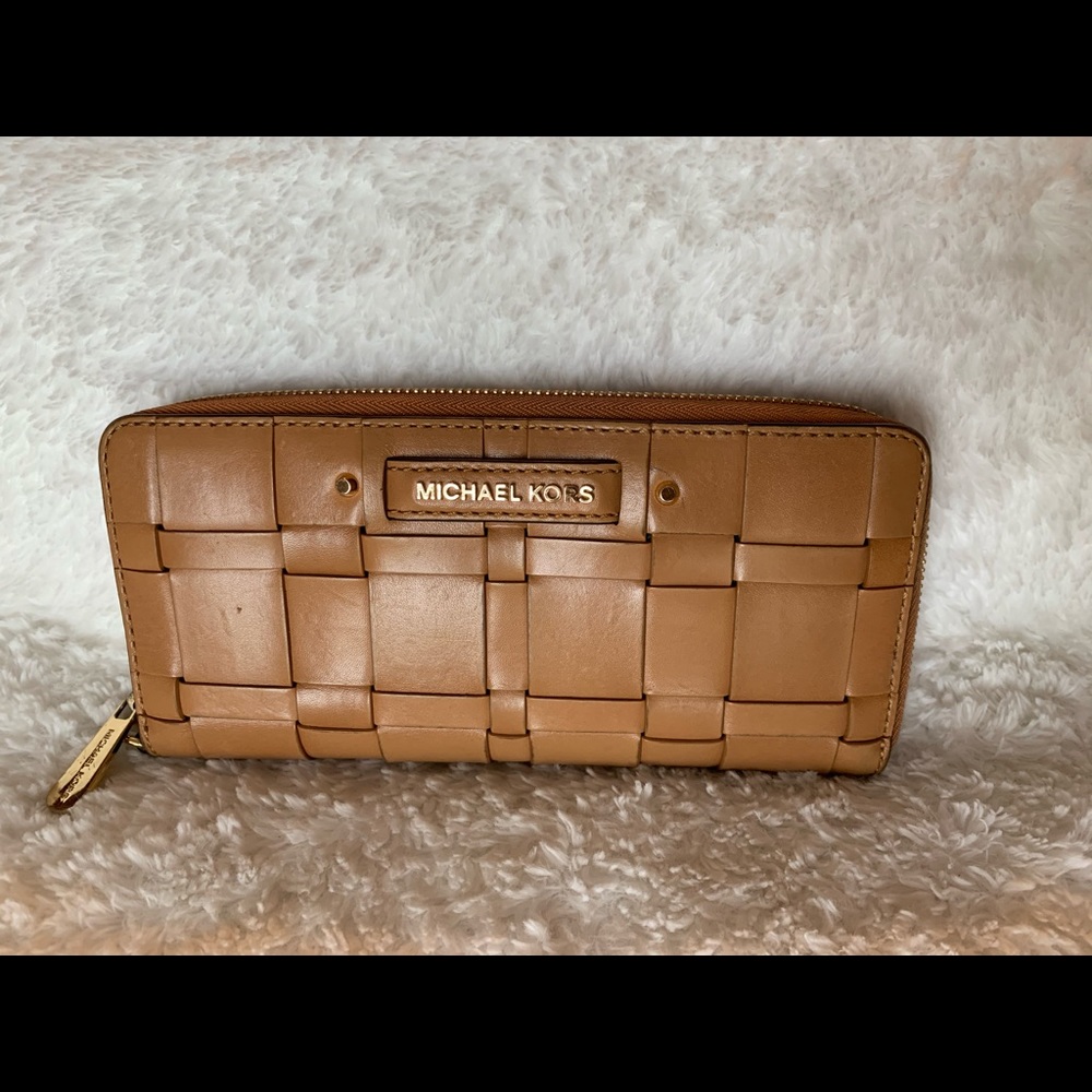MK zip around wallet